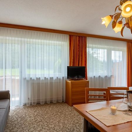 Kinderhotel Laerchenhof Obsteig Dış mekan fotoğraf