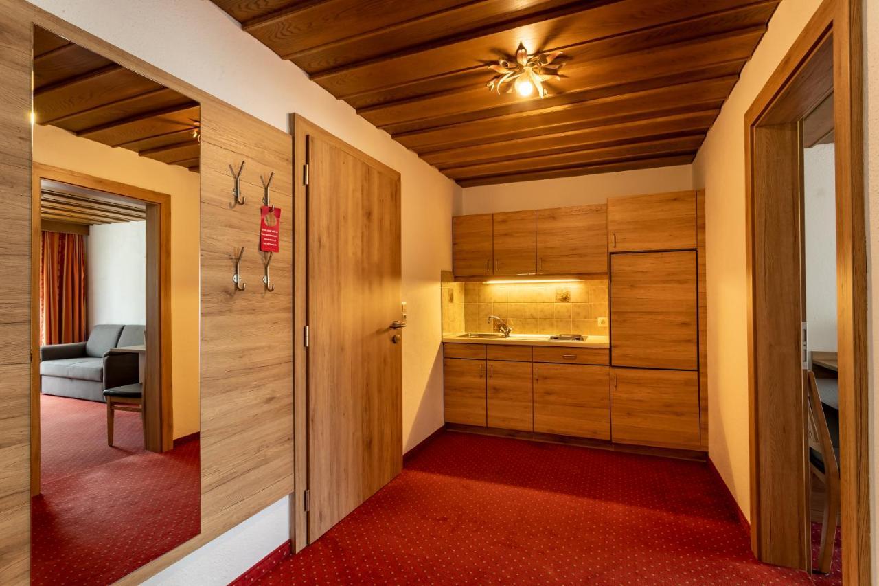 Kinderhotel Laerchenhof Obsteig Dış mekan fotoğraf