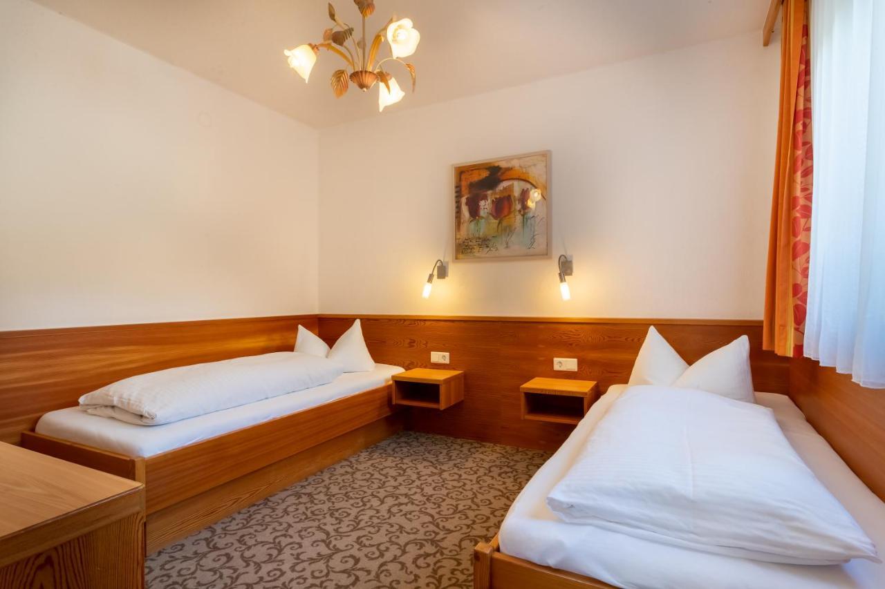 Kinderhotel Laerchenhof Obsteig Dış mekan fotoğraf